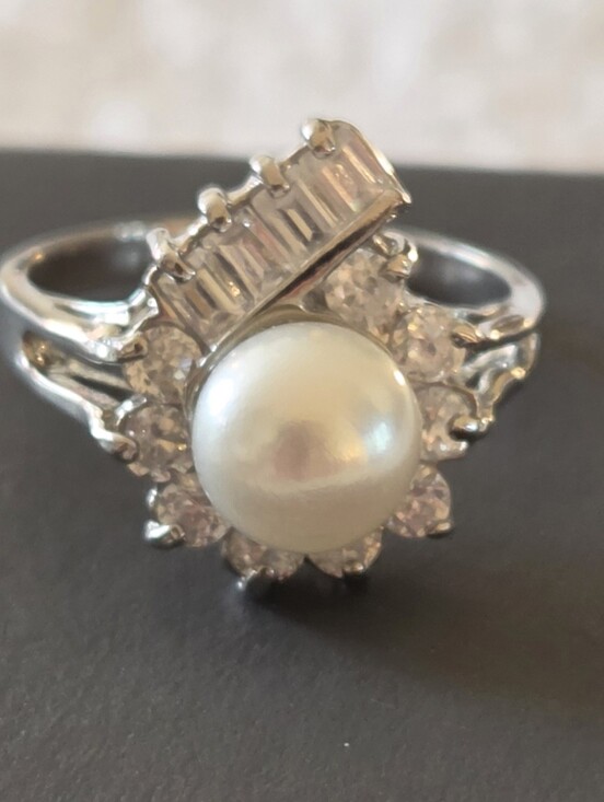 Jewelry - Vintage Genuine Pearl Ballerina Cocktail Ring Bypass Silvertone CZ Accent 7